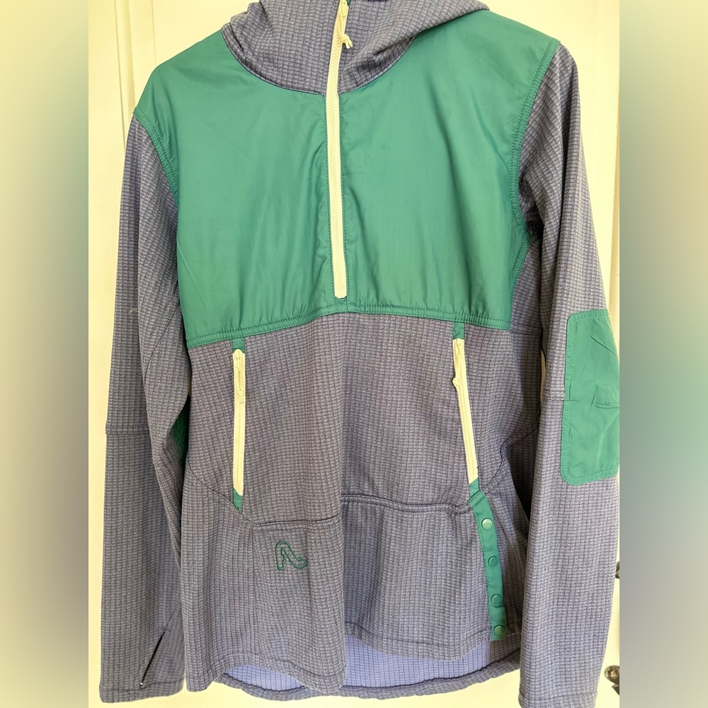 Flylow Pullover - image 2